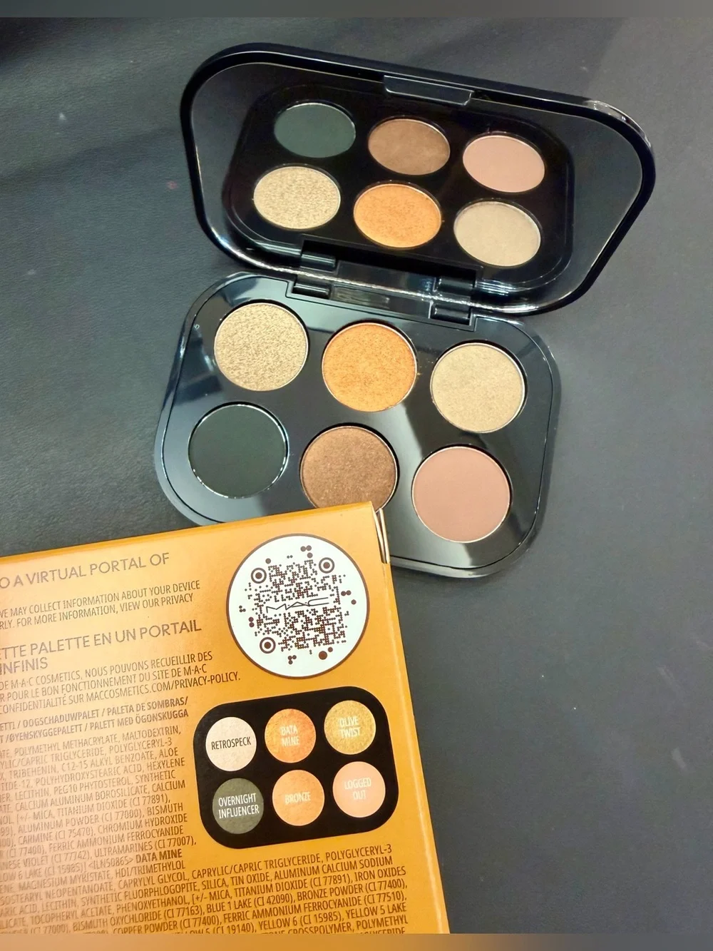 MAC Cosmetics eyeshadow palette CONNECT IN COLOR  Bronze influence